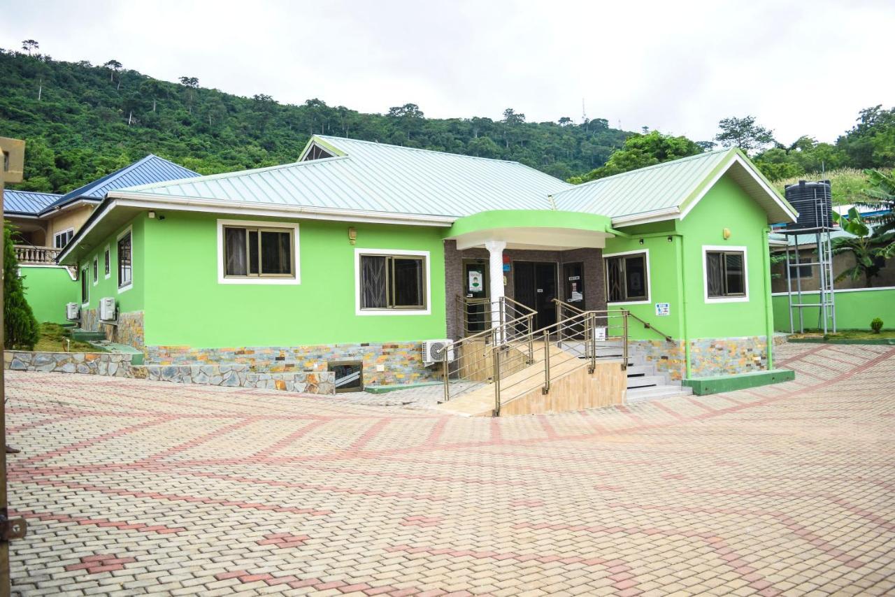 3A'S Guest House Akosombo Dış mekan fotoğraf