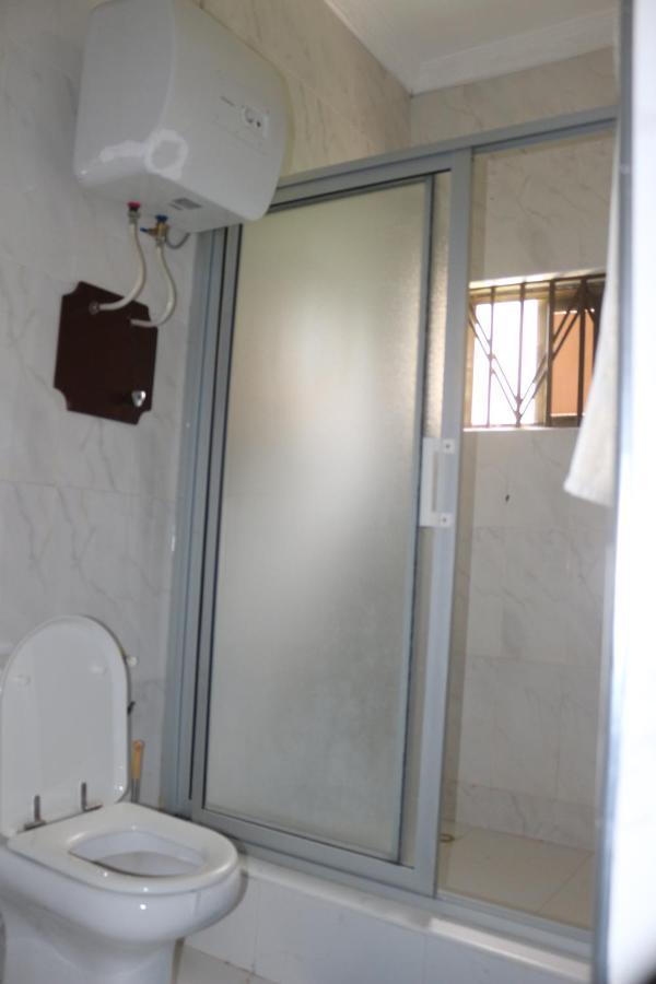 3A'S Guest House Akosombo Dış mekan fotoğraf