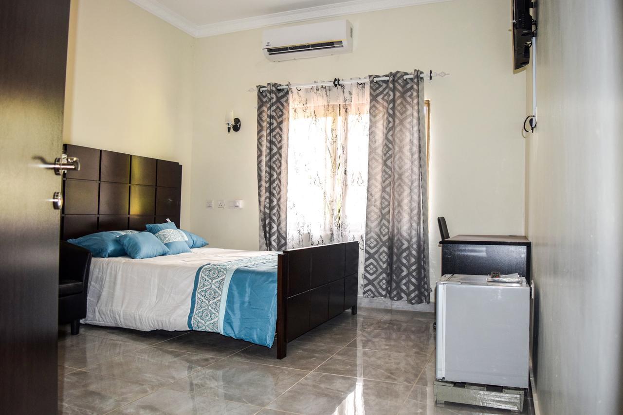 3A'S Guest House Akosombo Dış mekan fotoğraf