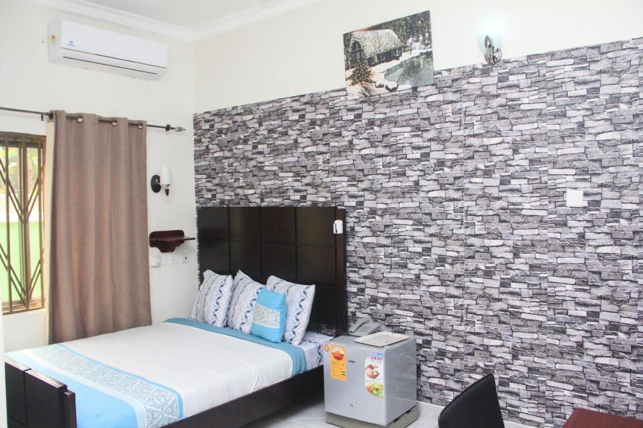 3A'S Guest House Akosombo Dış mekan fotoğraf