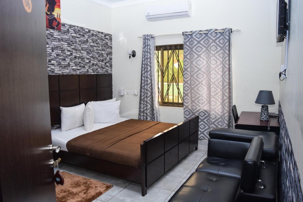3A'S Guest House Akosombo Dış mekan fotoğraf