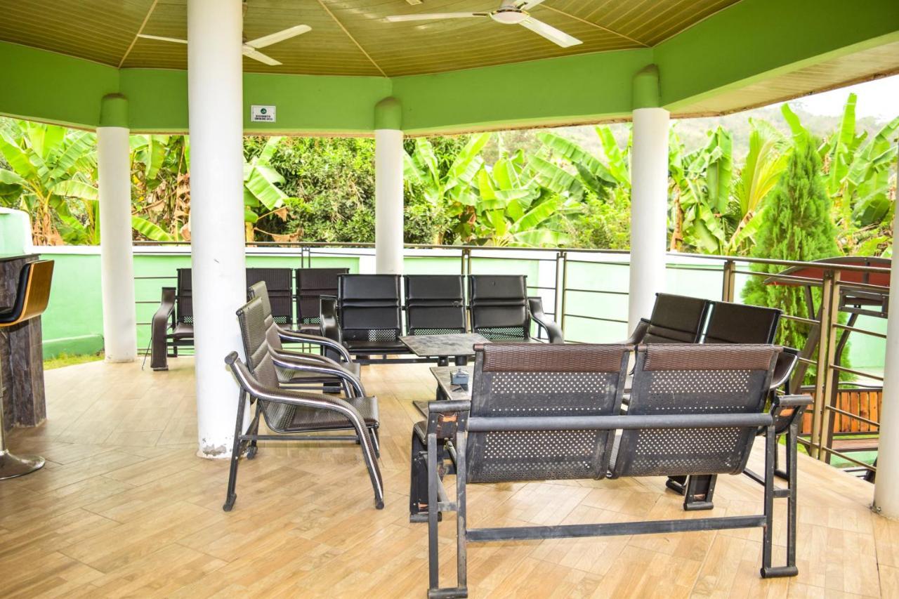 3A'S Guest House Akosombo Dış mekan fotoğraf