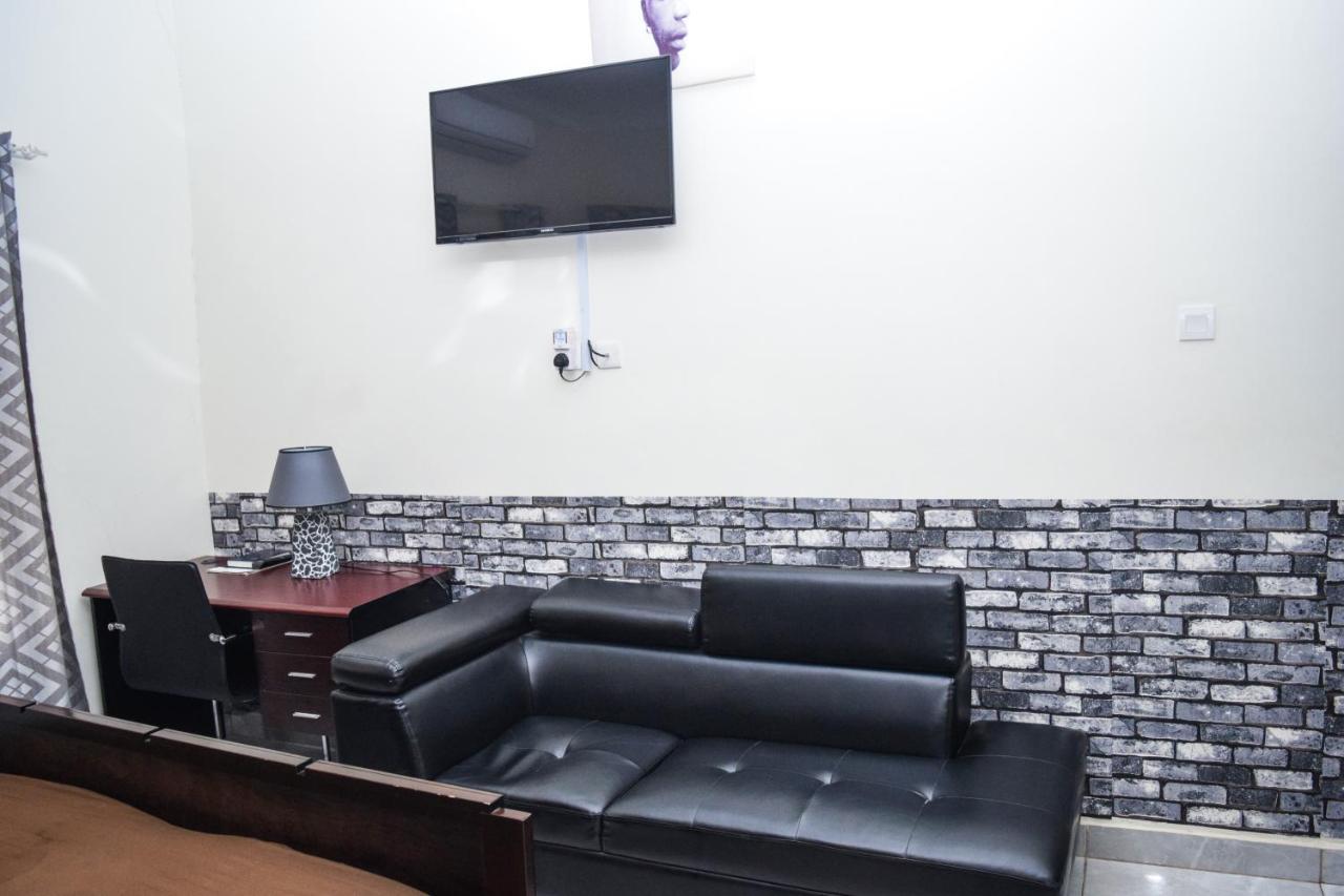 3A'S Guest House Akosombo Dış mekan fotoğraf
